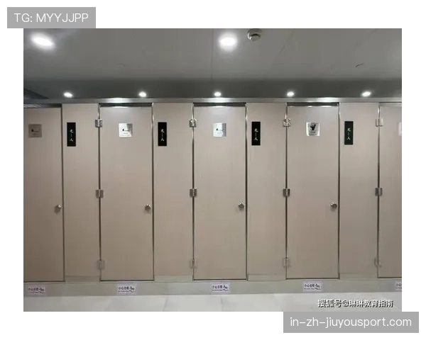 准女老师素质堪忧？教资考场男女厕冲突引关注